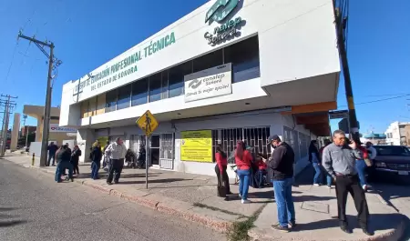 Protesta de maestros de Conalep