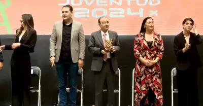 Entrega del Premio Estatal de la Juventud