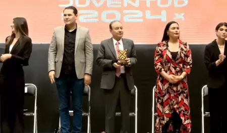 Entrega del Premio Estatal de la Juventud