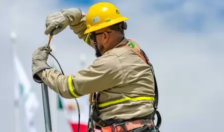 Trabajador de CFE