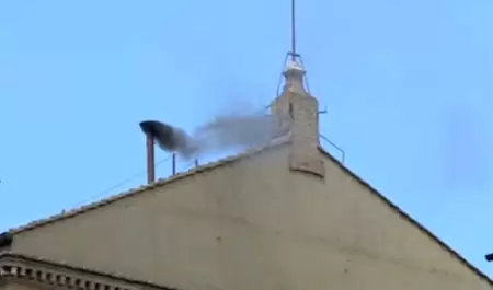 Nueva fumata negra
