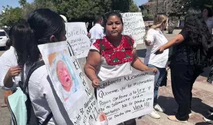 Manifestacin de familiares de Juliana Adaly