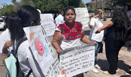 Manifestacin de familiares de Juliana Adaly