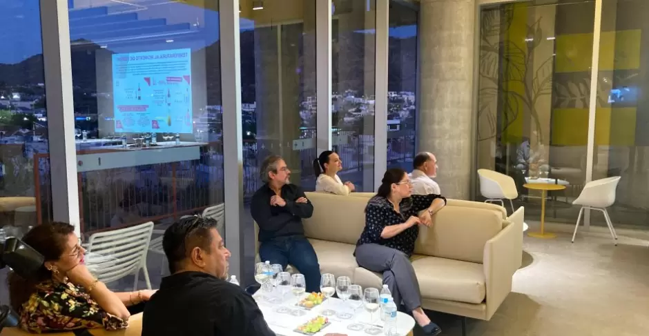 Padres de familia de EBC