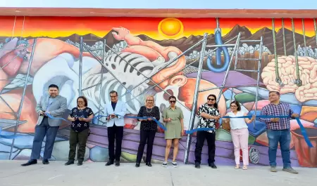 Mural restaurado en la Unison