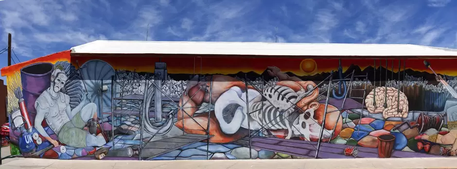 Mural restaurado en la Unison