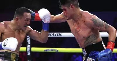 Emanuel "Vaquero" Navarrete frente a Charly Suárez