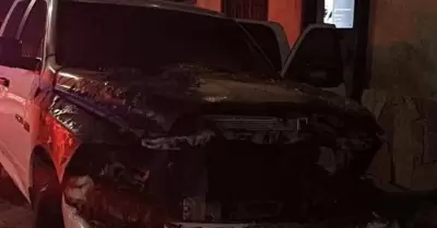 Vehículo incendiado