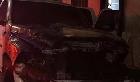 Vehculo incendiado