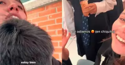 Alumnos consuelan a maestra