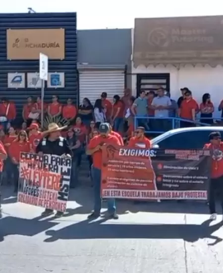 Protesta de maestros federalizados de Sonora
