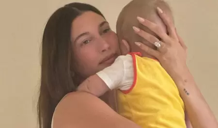 Hailey Bieber