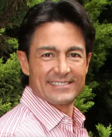 Fernando Colunga