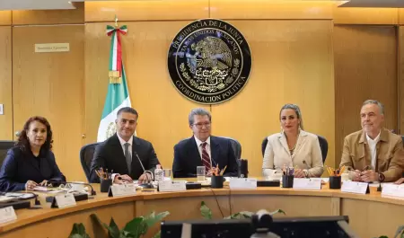 Reunin de Omar Garca Harfuch con la Jucopo