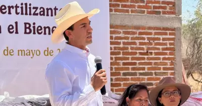 Entrega de Fertilizantes para el Bienestar