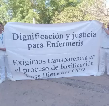 Manifestación del Movimiento por la Enfermería en Sonora