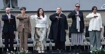 Guadalupe Taddei encabeza la ceremonia cívica previa al arranque de la jornada e