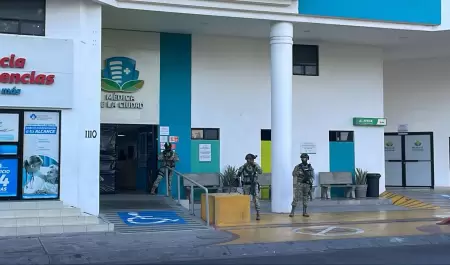 Resguardan clnica de Culiacn tras agresin entre agentes municipales y estatal