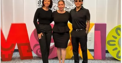 María Elena Orantes acompañada de Ángela Aguilar y Christian Nodal