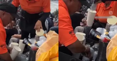 Vendedores diluyendo cerveza