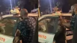 Hombre robando una patrulla