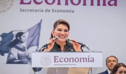 Lorenia Valles