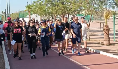 Caminata familiar contra el uso de drogas.
