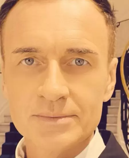 Julian McMahon