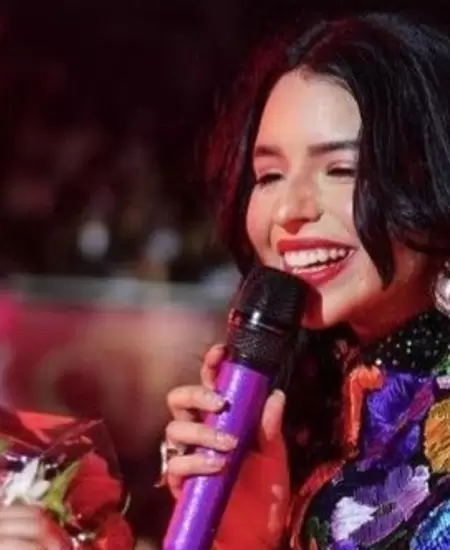 ngela Aguilar