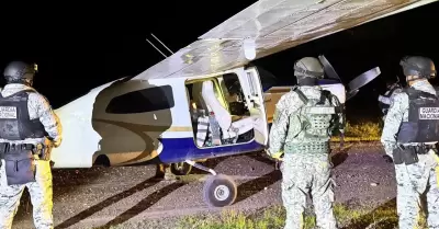 Aeronave asegurada en Tecomán, Colima