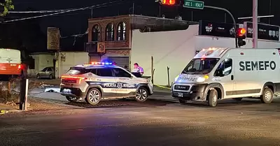 Muere ciclista en choque con camión en la colonia Olivares