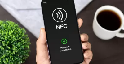 Lector NFC convierte tu celular en terminal para pagos fáciles.