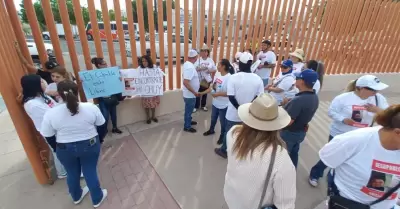 Familia de joven desaparecido en Hermosillo
