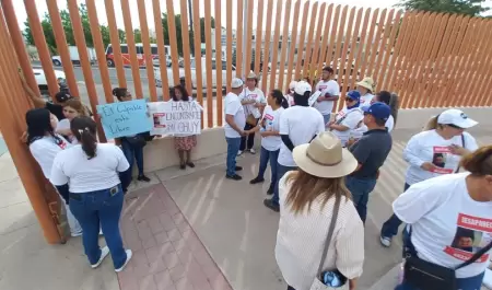 Familia de joven desaparecido en Hermosillo