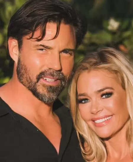 Aaron Phypers y Denise Richards