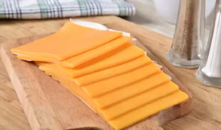 Queso amarillo