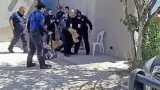 Hombre se encierra en vivienda de Camino Real