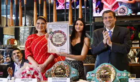 Lorenia Valles, Camila Zamorano y Mauricio Sulaiman