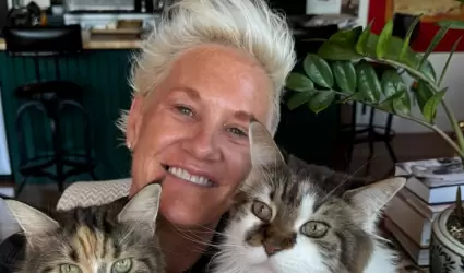 Anne Burrell