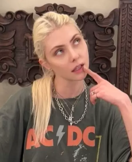 Taylor Momsen