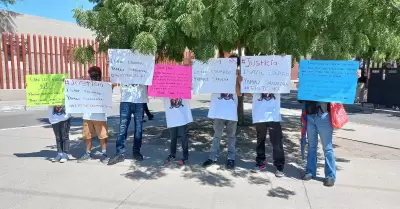 Manifestación de familiares de joven asesinado