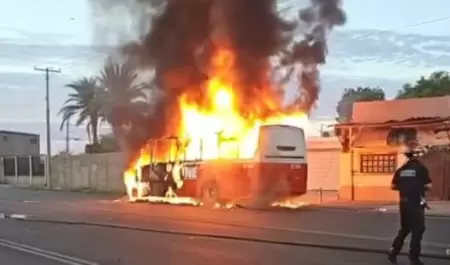 Incendio de transporte pblico en Hermosillo