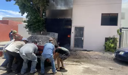 Incendio de vivienda en la colonia San ngel