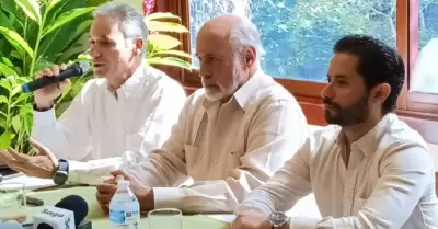 Juez federal revoca entrega de hoteles en Chichén Itzá.