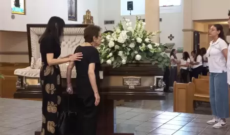 Velacin de cuerpo presente del sacerdote Csar Castillo