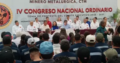 Ratifican a Javier Villarreal como dirigente del sindicato de trabajadores miner