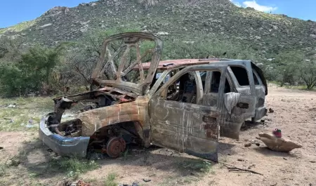 Camioneta calcinada