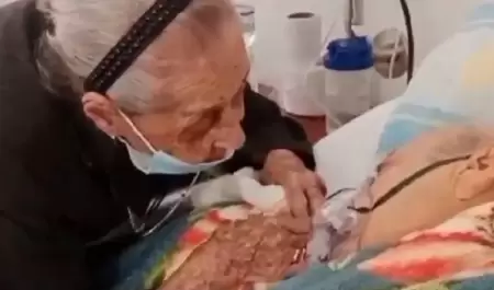 Madre e hijo.