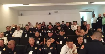 Reunin de bomberos con diputados de Sonora