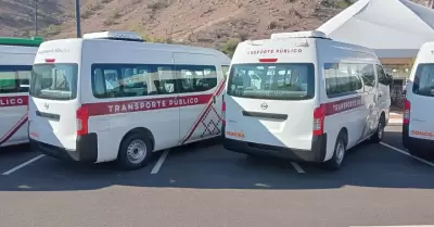 Entrega de unidades para transporte público